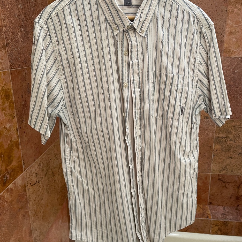 Eddie Bauer Men's Striped Shirt